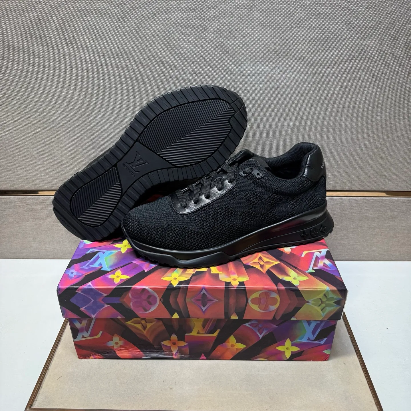 ⬛️Men's shoes 💰p540 [LV～] Men's casual shoes 2025z cabinet sales simultaneously 🔶Size: 38-44 #️⃣ 🔷4 colors🔜The upper is made of multi-material splicing➕Mesh lining, comfortable and breathable, sole: original comfortable and wear-resistant outsole, ⚠️real thing📱photographed🎬real thing is better📢📢📢